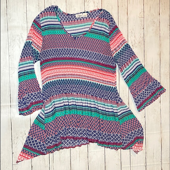 Cato Large accordion style- long stretchy top - Picture 1 of 4